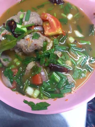ต้มแซ่บน่องลาย