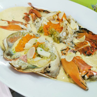 ปูไข่นึ่งนมสด