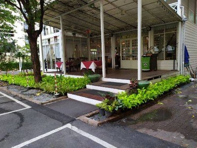 อาหารไทยชาววังบุษราคัม (Bussaracum Royal Thai Cuisine) อาหารไทยชาววังบุษราคัม (Bussaracum Royal Thai Cuisine)