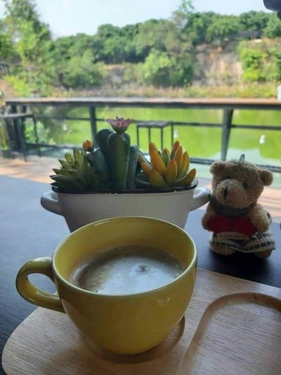 ลับแล คาเฟ่