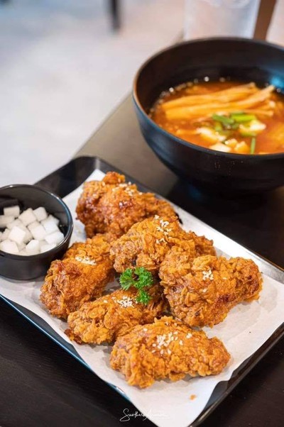 BOY WITH SAUCE Phuket