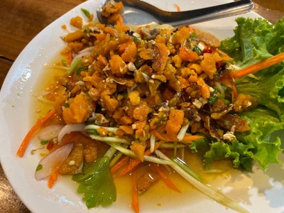 ยำไข่ปู