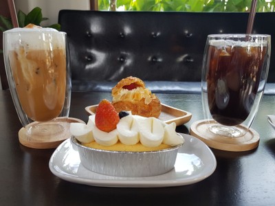 อาหาร หรือ เครื่องดื่ม