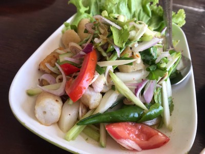 ยำไข่ปลาหมึก