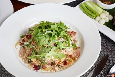 เมนูของร้าน Papillon Restaurant