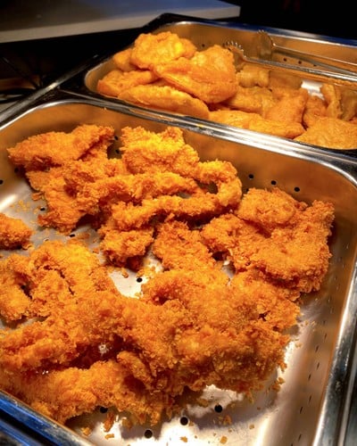 อาหาร หรือ เครื่องดื่ม