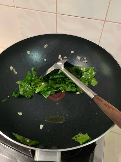 วิธีทำ ผักเหลียงผัดไข่ วิธีทำ ผักเหลียงผัดไข่