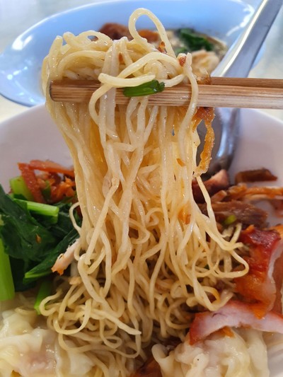 บะหมี่แห้งรวมมิตร