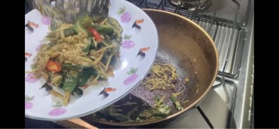 วิธีทำ กระเจี๊ยบเขียวผัดเต้าเจี้ยว🍃