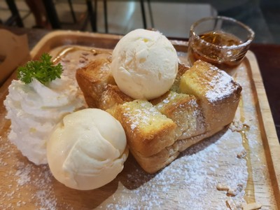 อาหาร หรือ เครื่องดื่ม