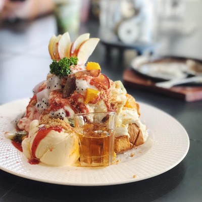 เมนูของร้าน BEYOND CAFE (บียอนด์ คาเฟ่ กาแฟ เค้ก) หนองประจักษ์