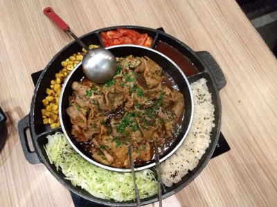 หมูสุม