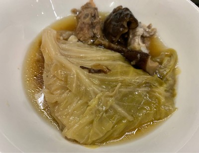 กะหล่ำปลีตุ๋นน้ำม้นหอย