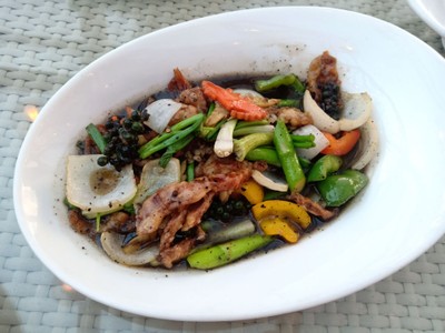 อาหาร หรือ เครื่องดื่ม