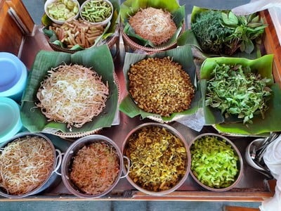 คุณบีขนมจีนสด ชลบุรี (Chonburi)