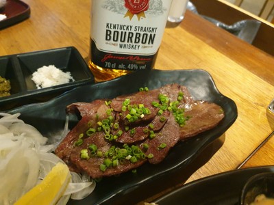 ลิ้นวัวย่างกระเทียม