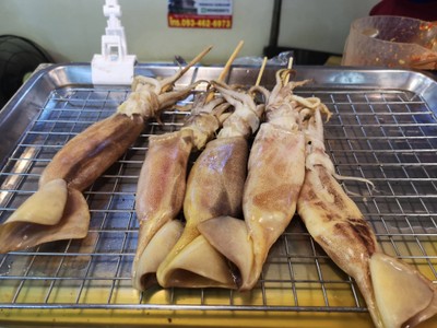 ปลาหมึกย่าง