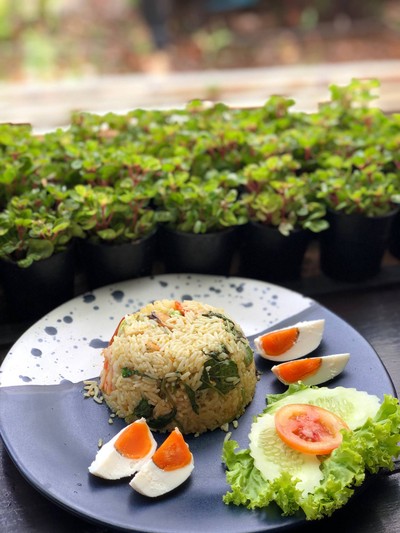 ข้าวผัดเขียวหวานทะเล