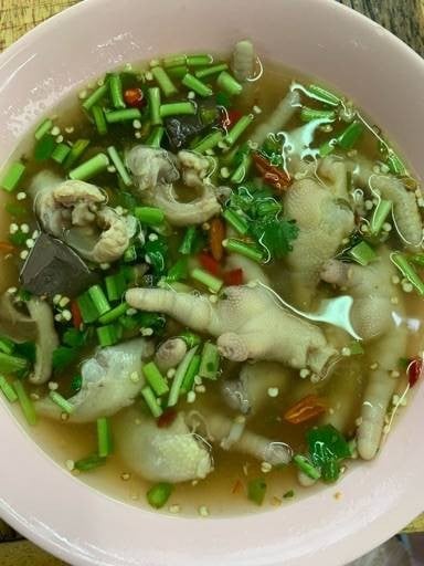 ข้าวต้มผักบุ้งลอยฟ้าหน้าตลาดDD ข้าวต้มผักบุ้งลอยฟ้าหน้าตลาดDD