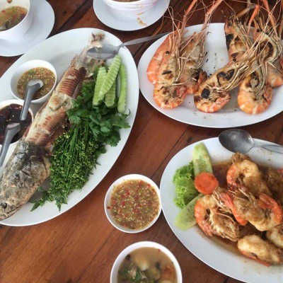 อาหาร หรือ เครื่องดื่ม