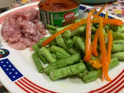 วิธีทำ ผัดพริกแกงถั่วหมูสับ วิธีทำ ผัดพริกแกงถั่วหมูสับ