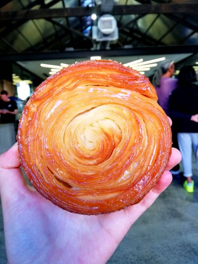 Kouign Amann $AUD 7 (158 บาท)