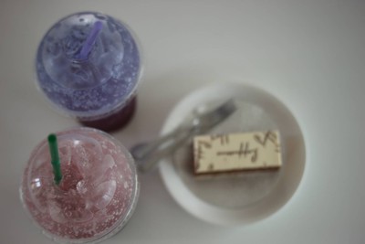 องุ่นโซดา กับอัญชัญมะนาวโซดา ซ่าสดชื่นจิงๆ แนะนำเลย