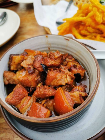 หมูฮ้อง