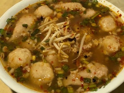 ก๋วยเตี๋ยวหมูตุ๋นยาจีน