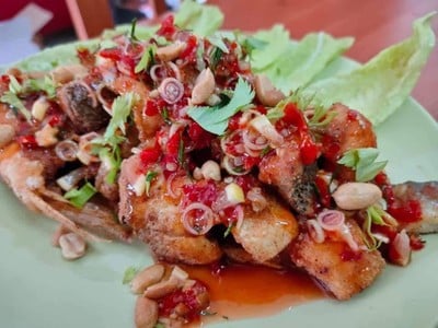 ปลาราดพริกสามรส ปลาราดพริกสามรส