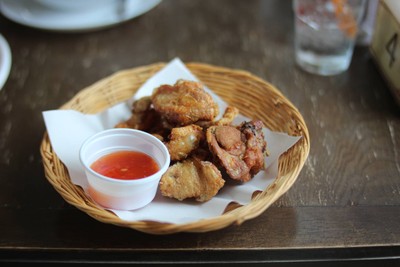 ไก่ทอดเกลือ มีความกรอบ รสชาติดี