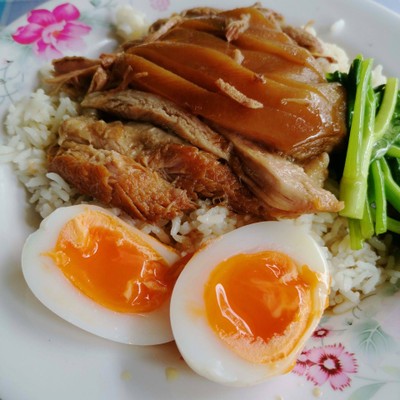 เมนูของร้าน เจ๊หนึ่งข้าวขาหมูบุฟเฟ่ต์