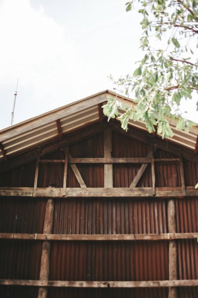 เห็นสังกะสีแบบนี้ มุมดีๆ ก็บังเกิด