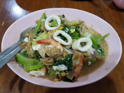 จ๊ะเอ๋ บะหมี่ปู  สุขสวัสดิ์-ราษฎร์บูรณะ-ทุ่งครุ