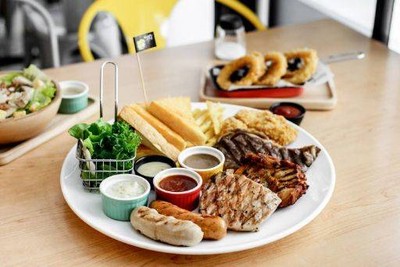 Hungry Nerd Steak & Pasta (ฮังกรี้เนิร์ด สเต็กแอนด์พาสต้า) ราชเทวี Hungry Nerd Steak & Pasta (ฮังกรี้เนิร์ด สเต็กแอนด์พาสต้า) ราชเทวี