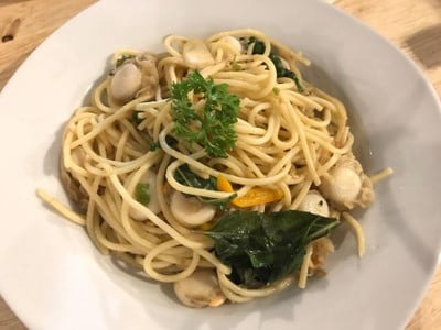สปาเก็ตตี้ผัดฉ่าหอยเชลล์