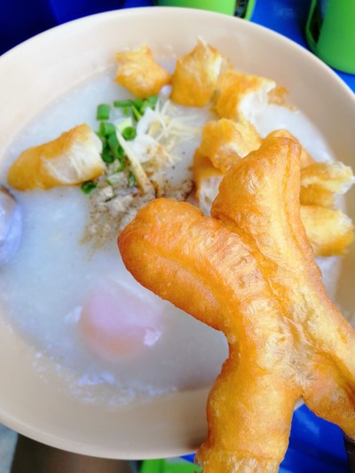 ปาท่องโก๋