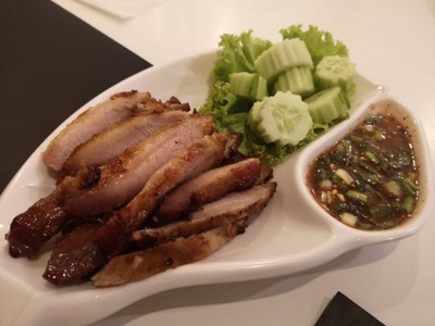 คอหมูย่าง