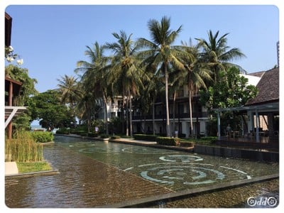 ด้านหน้าโรงแรม พื้นที่เช็คอิน