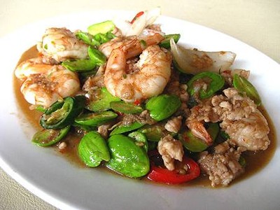 กุ้งผัดกะปิสะตอ