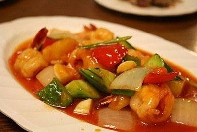 ผัดเปรี้ยวหวาน