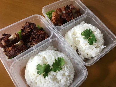 ข้าวหมูสามชั้นทอด กรอบอร่อย