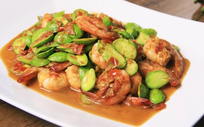กุ้งผัดเผ็ดสะตอ