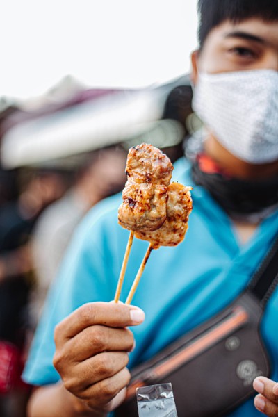 หมูปิ้ง (10 บาท)