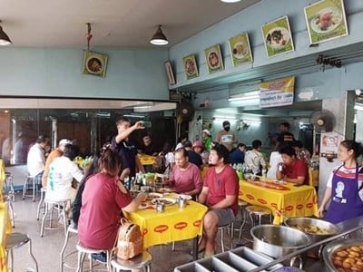 ข้าวขาหมูเพลินพุง(ขาหมูจุฬาเจ้าเก่า)สาขาพุทธมณฆลสาย3 ข้าวขาหมูเพลินพุง(ขาหมูจุฬาเจ้าเก่า)สาขาพุทธมณฆลสาย3