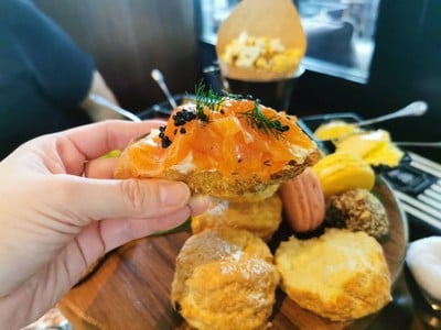 เมนูของร้าน Cafe Cha โรงแรม เดอะ สยาม