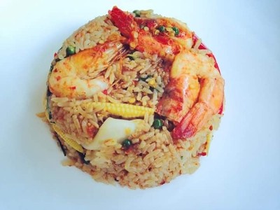 ข้าวผัดคลุกขี้เมาทะเล