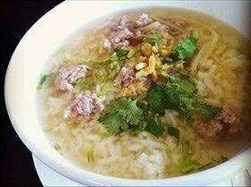 ข้าวต้มไก่ทรงเครื่อง Bean Sprout