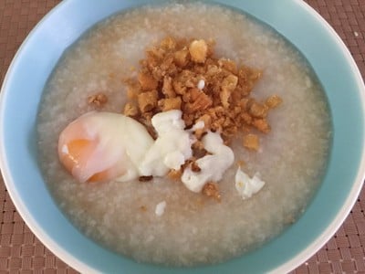 เมนูของร้าน โจ๊กอาม่าท่าน้ำตลาดพลู