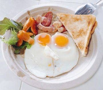 อาหาร หรือ เครื่องดื่ม